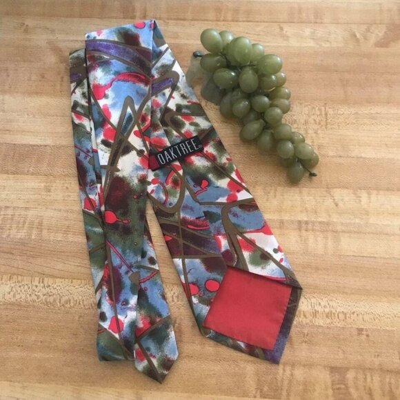 #1148 OAK TREE, NECKTIE, BOLD COLORS, PRINT, WOVEN, VINTAGE TIE 55X4 - Picture 4 of 5